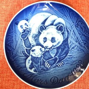 Blue Panda Decorative Plate